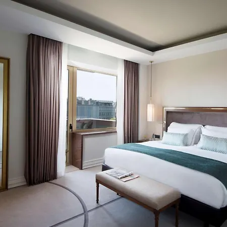 מלון Tivoli Avenida Liberdade - A Leading Of The World 5*