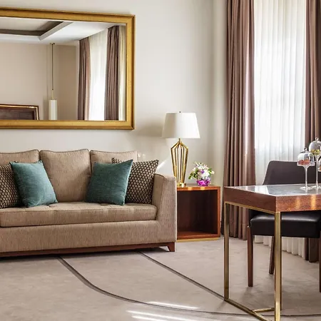 Отель Tivoli Avenida Liberdade - A Leading Of The World 5*
