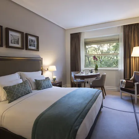 מלון Tivoli Avenida Liberdade - A Leading Of The World 5*